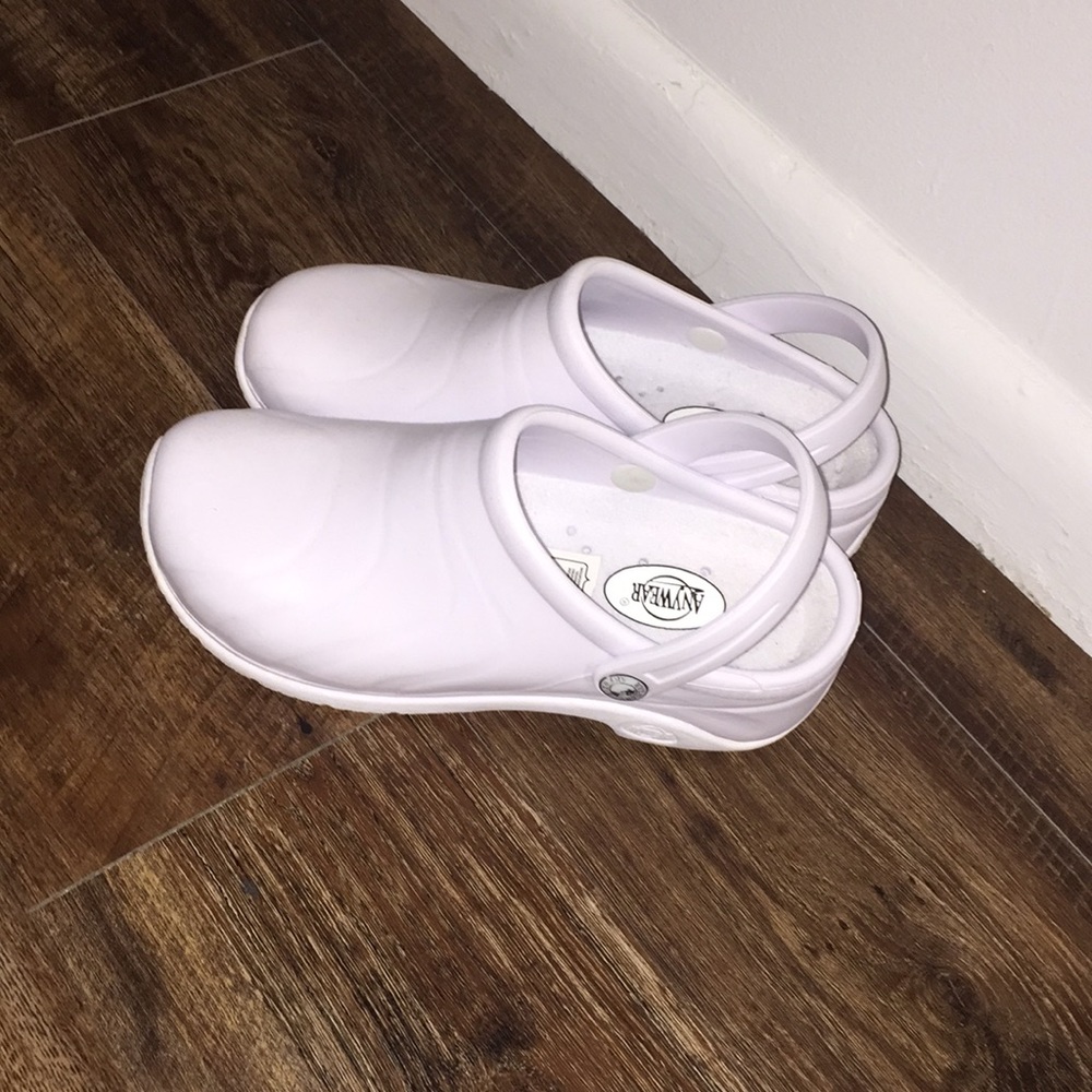 Medical clogs